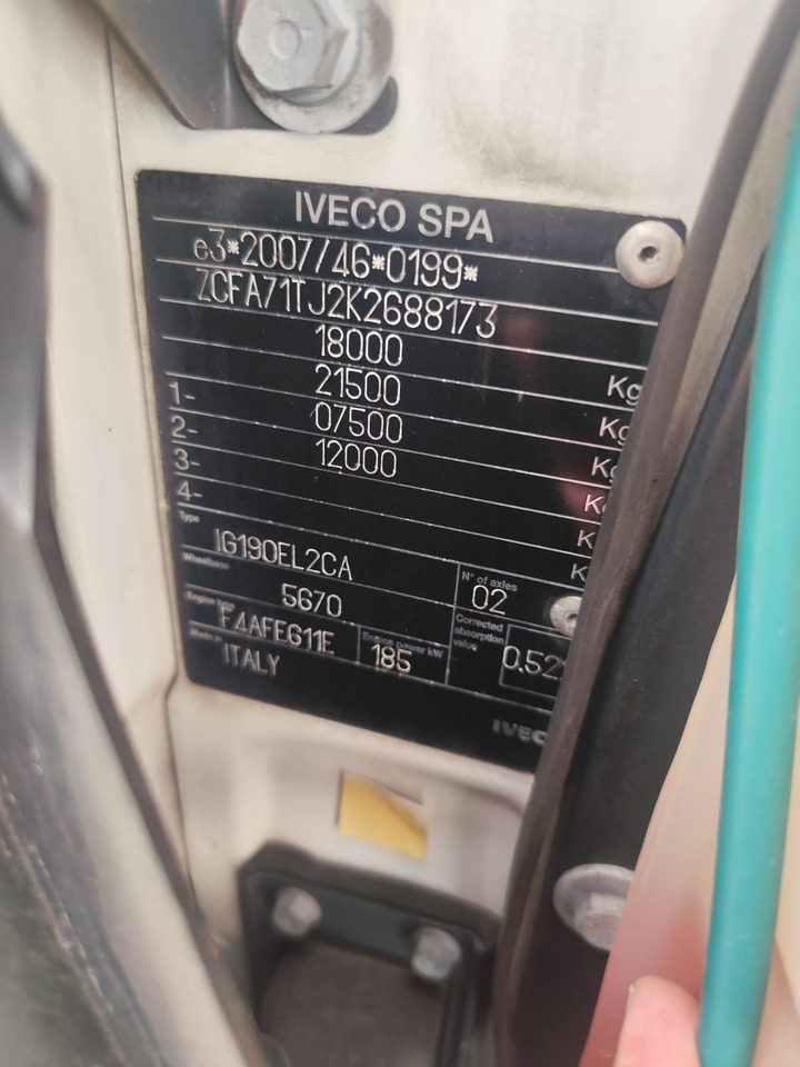 IVECO EUROCARGO 180-250 - Camion cu macara, Camion cu macara: Foto 2 IVECO EUROCARGO 180-250 - Camion cu macara, Camion cu macara: Foto 2