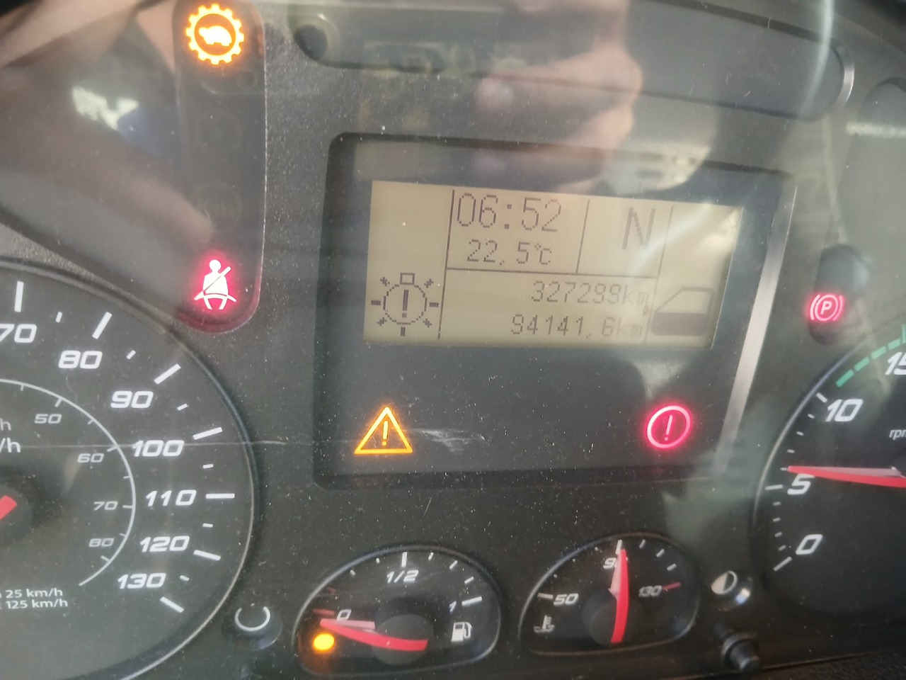 IVECO EUROCARGO 180-320 - Camion cu macara, Camion basculantă: Foto 3 IVECO EUROCARGO 180-320 - Camion cu macara, Camion basculantă: Foto 3