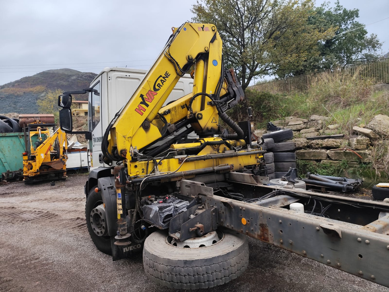 IVECO EUROCARGO 180E25 - Camion cu macara, Camion cu macara: Foto 2 IVECO EUROCARGO 180E25 - Camion cu macara, Camion cu macara: Foto 2