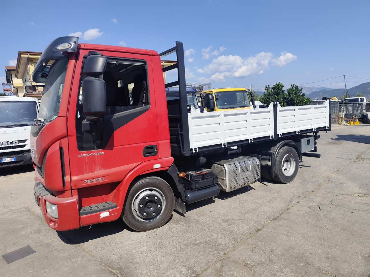 Camion şasiu IVECO EUROCARGO 80-190: Foto 21 Camion şasiu IVECO EUROCARGO 80-190: Foto 21