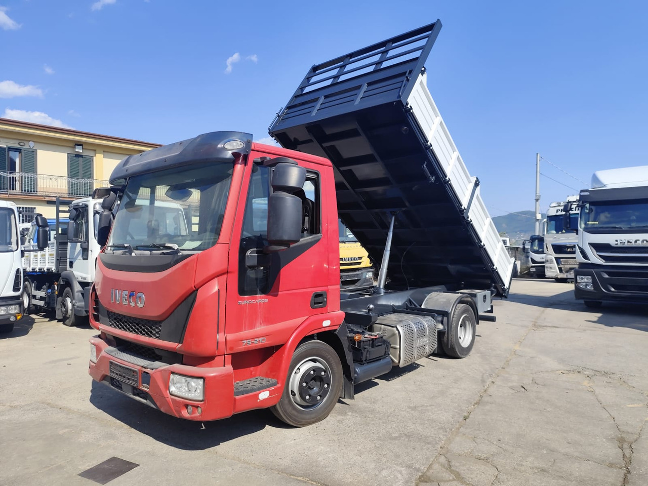 IVECO EUROCARGO 80-190 - Camion şasiu: Foto 1 IVECO EUROCARGO 80-190 - Camion şasiu: Foto 1