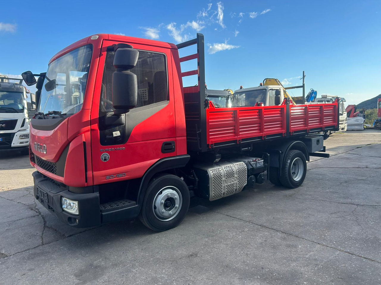 IVECO EUROCARGO 80-190 - Camion basculantă: Foto 1 IVECO EUROCARGO 80-190 - Camion basculantă: Foto 1