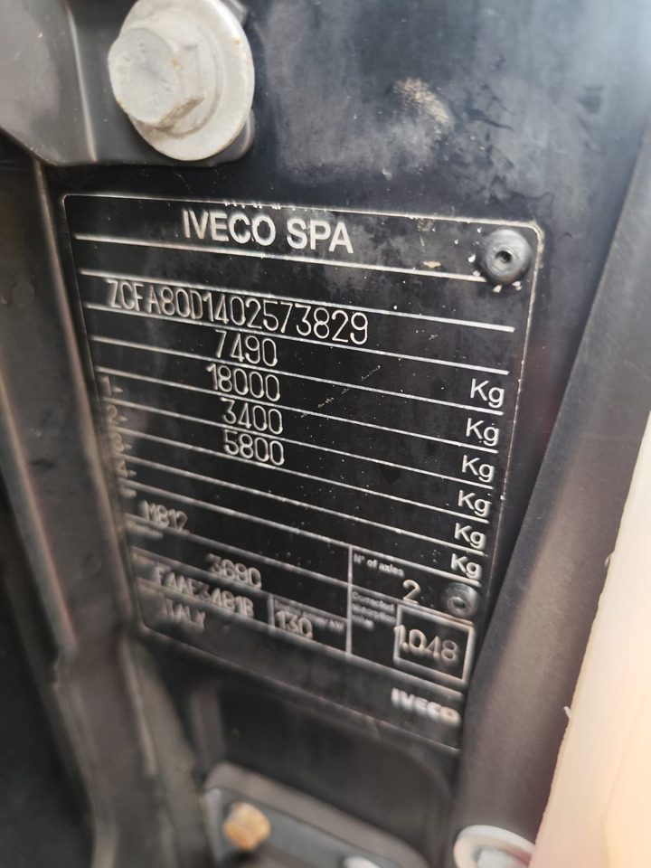 IVECO EUROCARGO 80E18 - Camion cu macara, Camion basculantă: Foto 5 IVECO EUROCARGO 80E18 - Camion cu macara, Camion basculantă: Foto 5