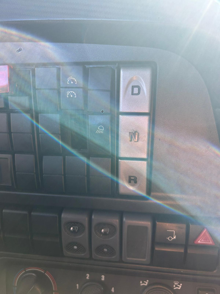 IVECO STRALIS 190S31 - Camion şasiu: Foto 5 IVECO STRALIS 190S31 - Camion şasiu: Foto 5