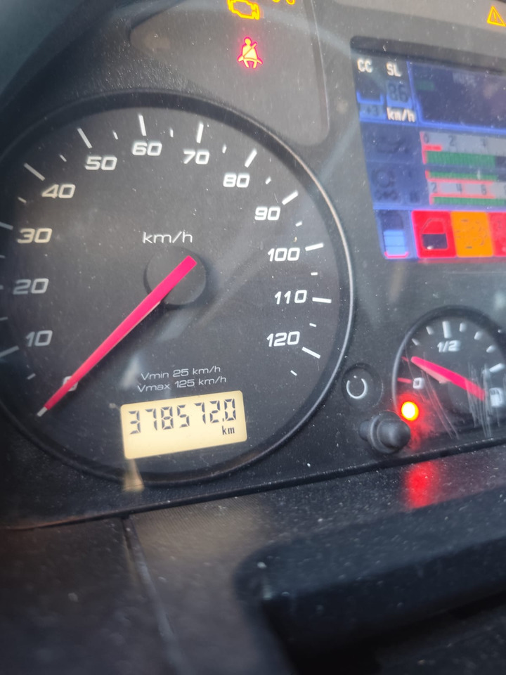 IVECO STRALIS 190S31 - Camion cu cârlig: Foto 4 IVECO STRALIS 190S31 - Camion cu cârlig: Foto 4