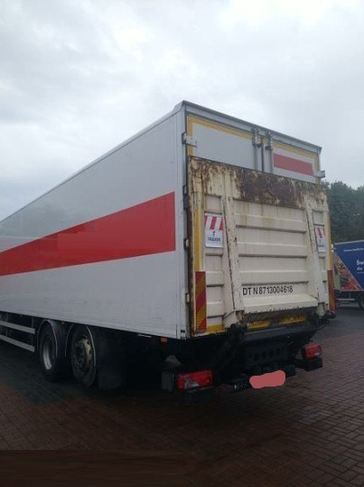 IVECO STRALIS AD 260S31 XP - Camion şasiu: Foto 3 IVECO STRALIS AD 260S31 XP - Camion şasiu: Foto 3