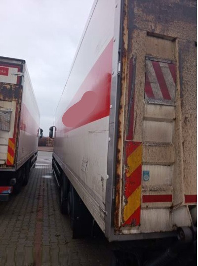 IVECO STRALIS AD 260S31 XP - Camion şasiu: Foto 4 IVECO STRALIS AD 260S31 XP - Camion şasiu: Foto 4