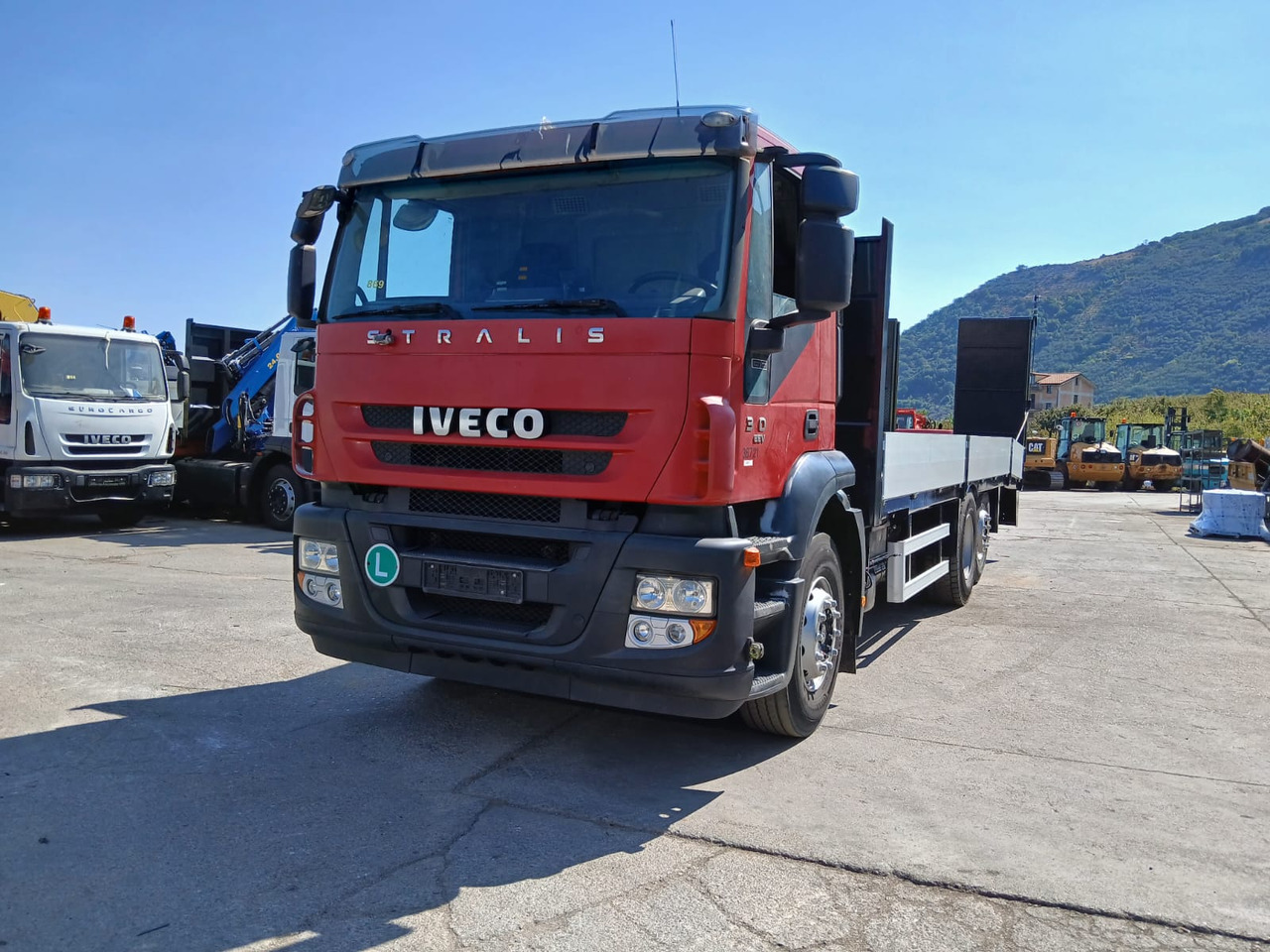 IVECO STRALIS CUBE 260S31 - Camion platformă: Foto 1 IVECO STRALIS CUBE 260S31 - Camion platformă: Foto 1