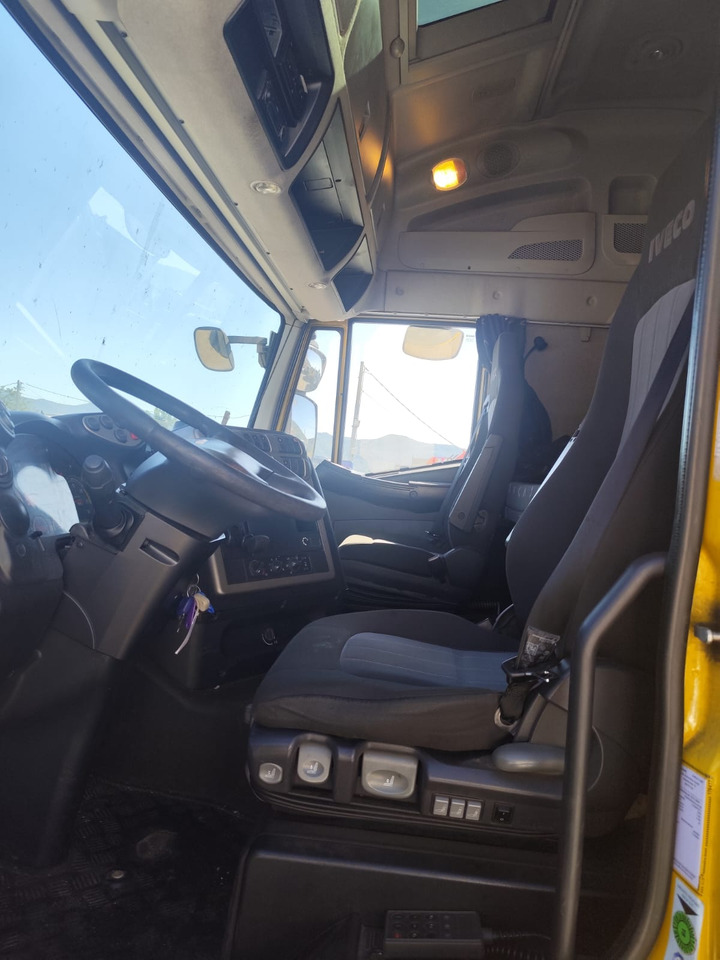 IVECO STRALIS CUBE AD260S42 - Camion platformă: Foto 3 IVECO STRALIS CUBE AD260S42 - Camion platformă: Foto 3