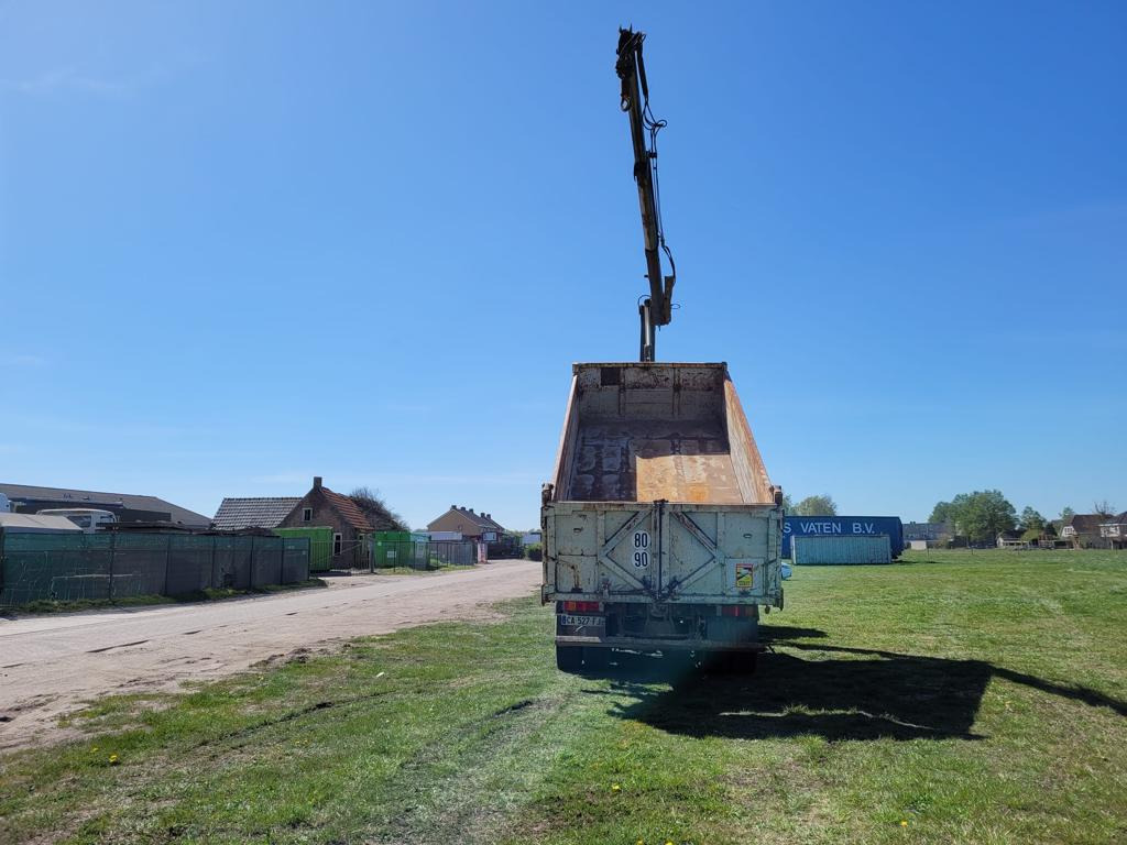 Camion cu macara, Camion basculantă IVECO TRAKKER 260T36: Foto 6 Camion cu macara, Camion basculantă IVECO TRAKKER 260T36: Foto 6