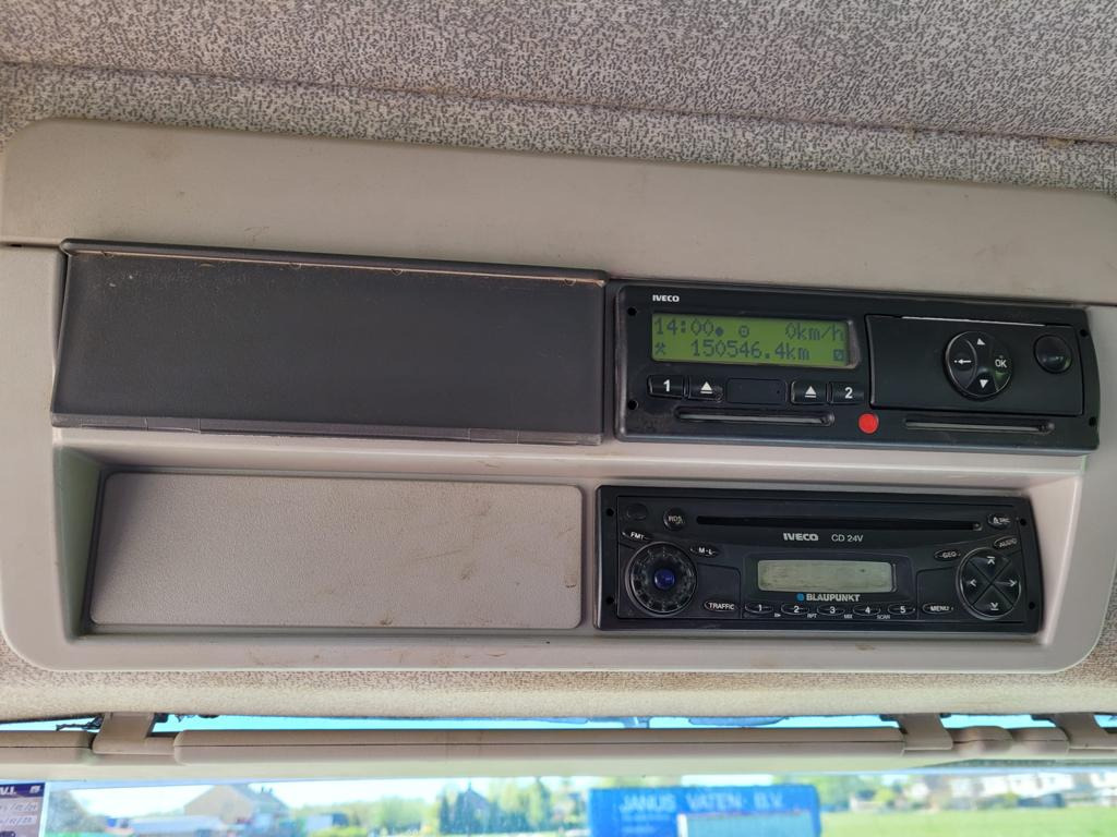 Camion cu macara, Camion basculantă IVECO TRAKKER 260T36: Foto 27 Camion cu macara, Camion basculantă IVECO TRAKKER 260T36: Foto 27