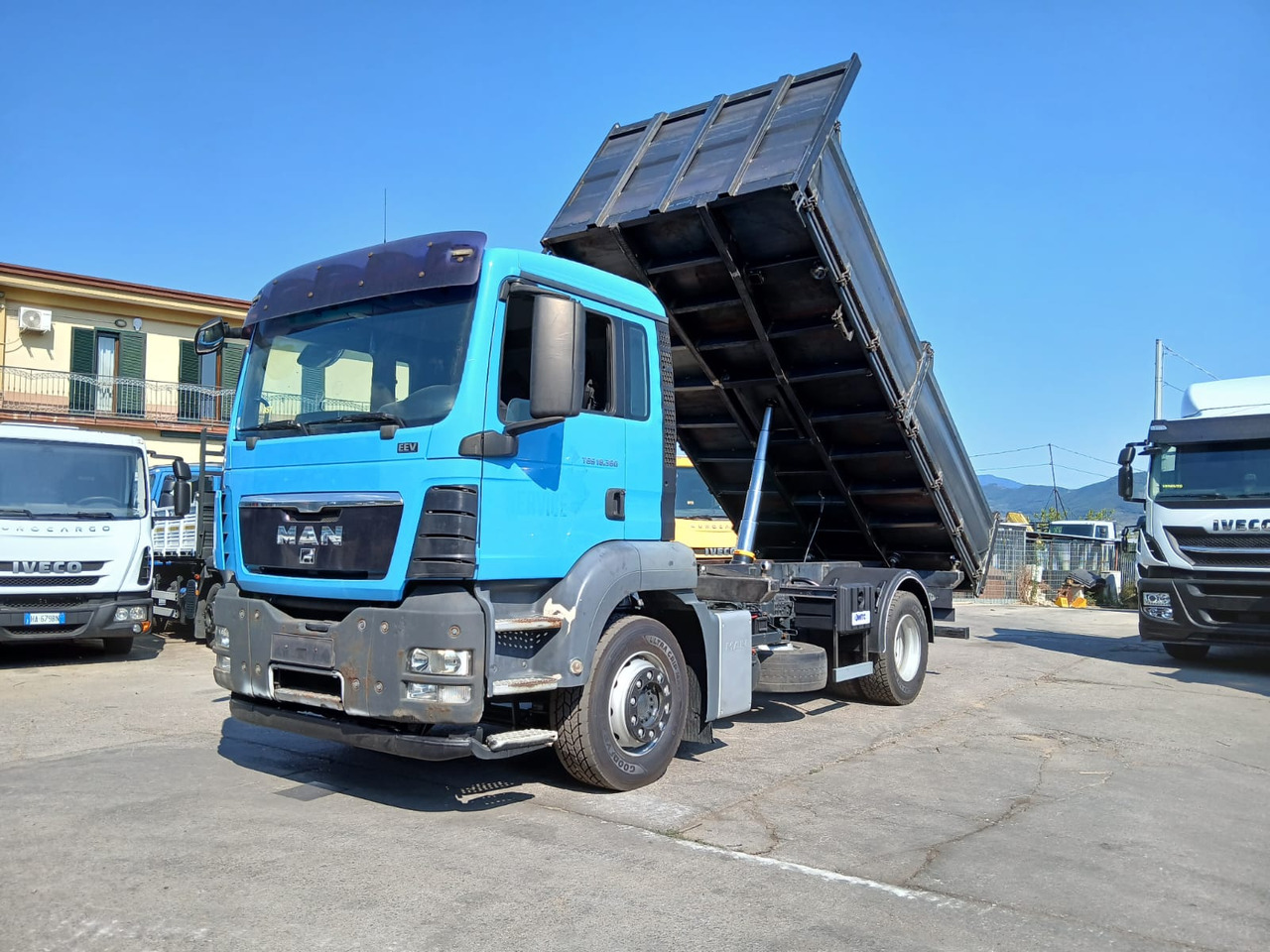 MAN TGS 18.360 - Camion basculantă: Foto 1 MAN TGS 18.360 - Camion basculantă: Foto 1