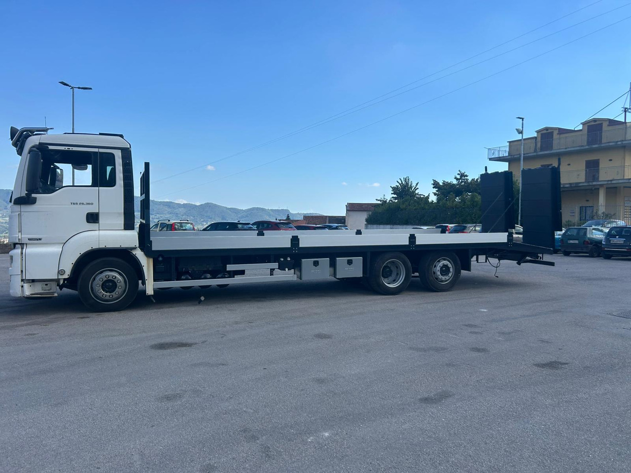 MAN TGS 26.360 - Camion platformă: Foto 3 MAN TGS 26.360 - Camion platformă: Foto 3