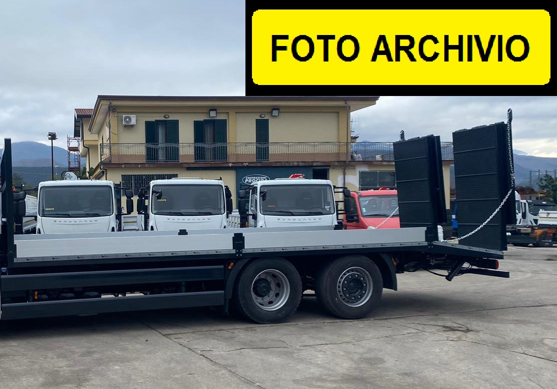 MAN TGS 35.480 - Camion platformă: Foto 3 MAN TGS 35.480 - Camion platformă: Foto 3