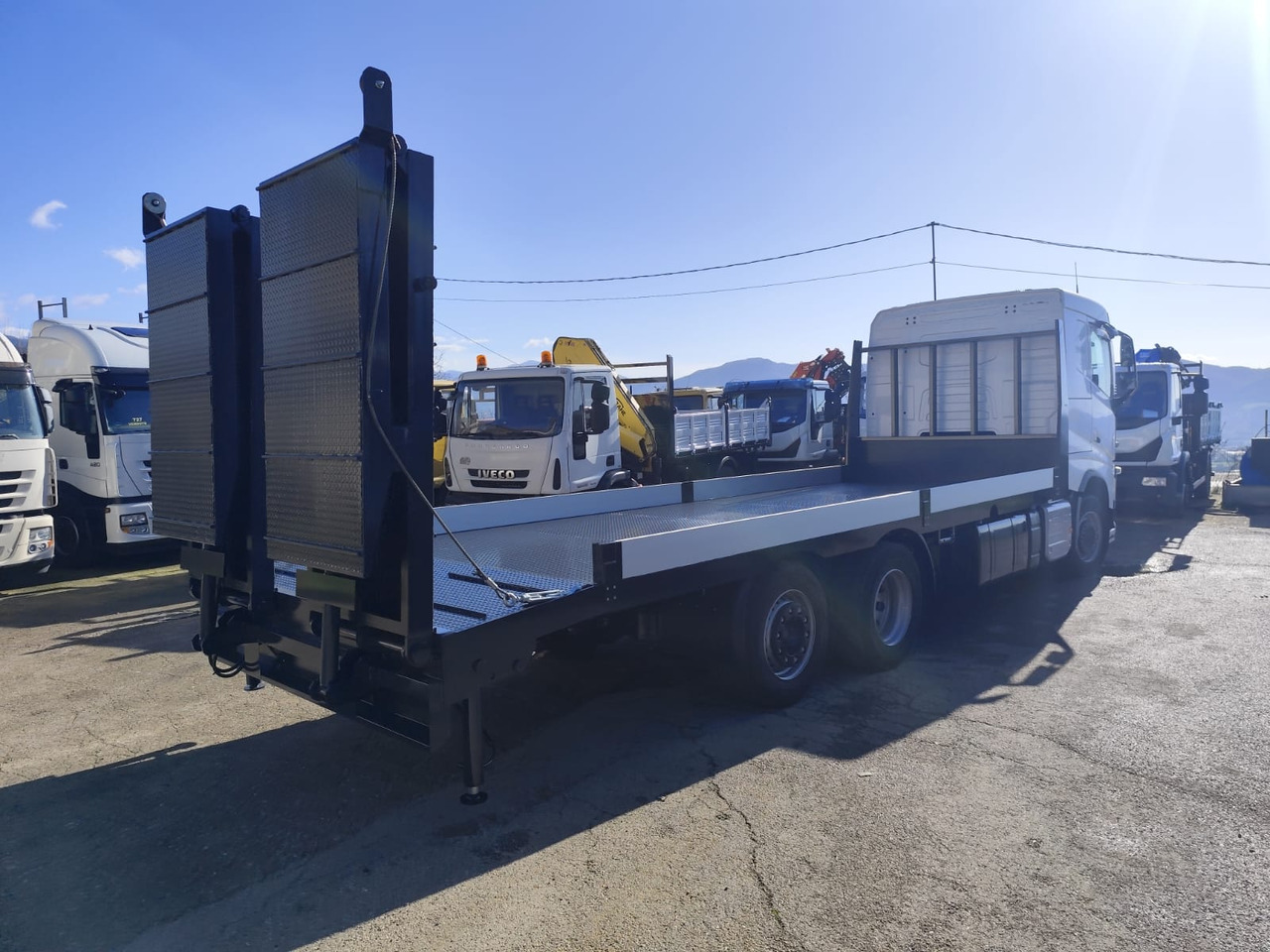 Camion platformă VOLVO FH 13.540: Foto 20
