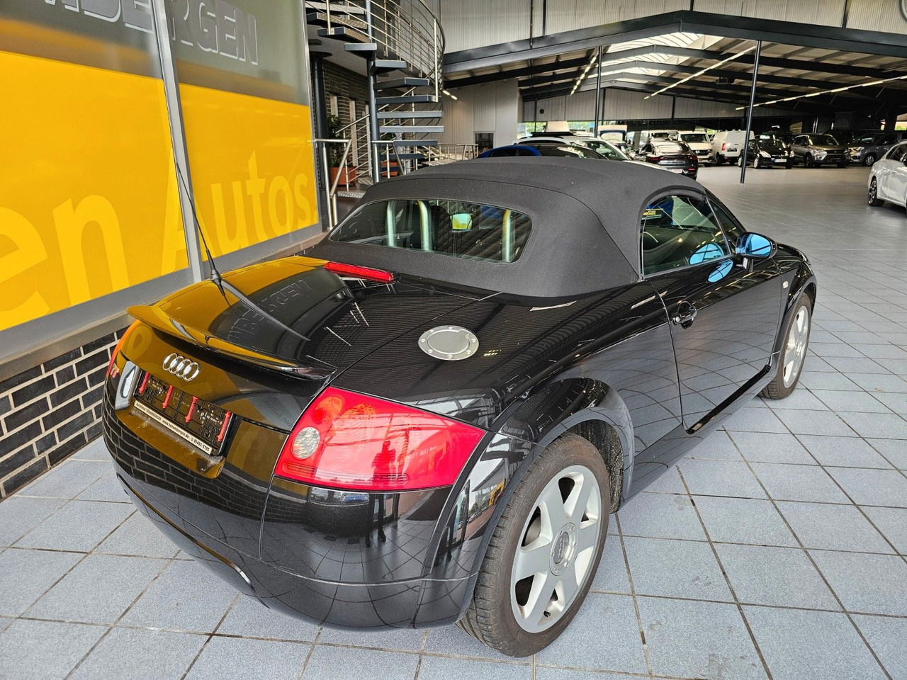 Audi TT 1.8 T Roadster Sitzheizung neues Verdeck - Automobil: Foto 2 Audi TT 1.8 T Roadster Sitzheizung neues Verdeck - Automobil: Foto 2