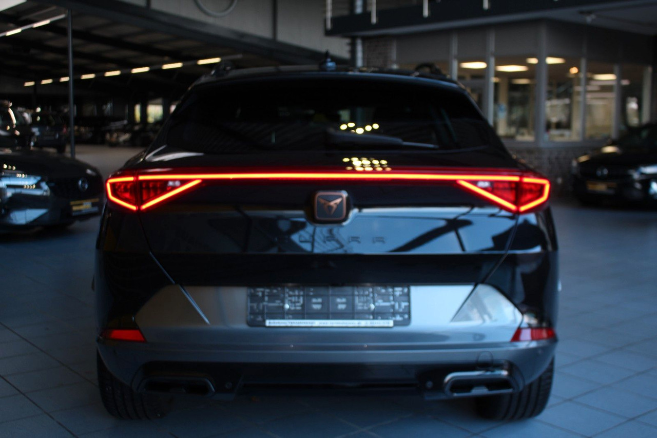 Cupra Formentor 1.5 TSI DSG Beats Kamera LED ACC - SUV: Foto 5 Cupra Formentor 1.5 TSI DSG Beats Kamera LED ACC - SUV: Foto 5