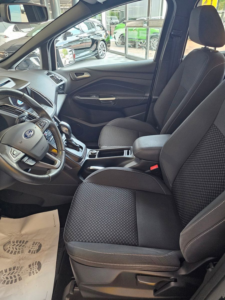 Ford C-MAX 1.5 Sport Automatik Bi-Xenon Navi Standhzg - Transport persoane: Foto 5 Ford C-MAX 1.5 Sport Automatik Bi-Xenon Navi Standhzg - Transport persoane: Foto 5