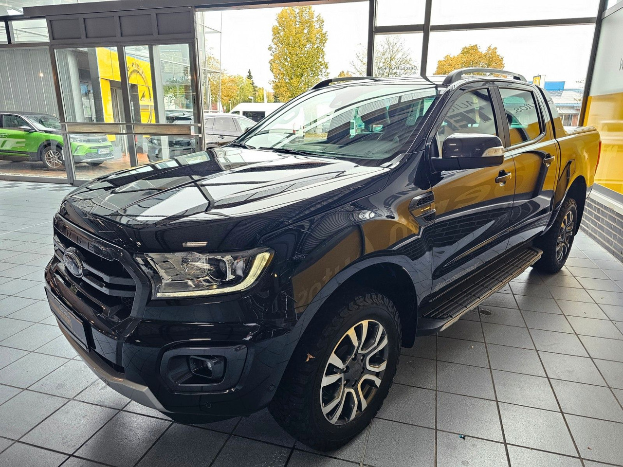 Ford Ranger Wildtrak DoKa 4x4 Standhzg. ACC LED AHK - SUV: Foto 4 Ford Ranger Wildtrak DoKa 4x4 Standhzg. ACC LED AHK - SUV: Foto 4