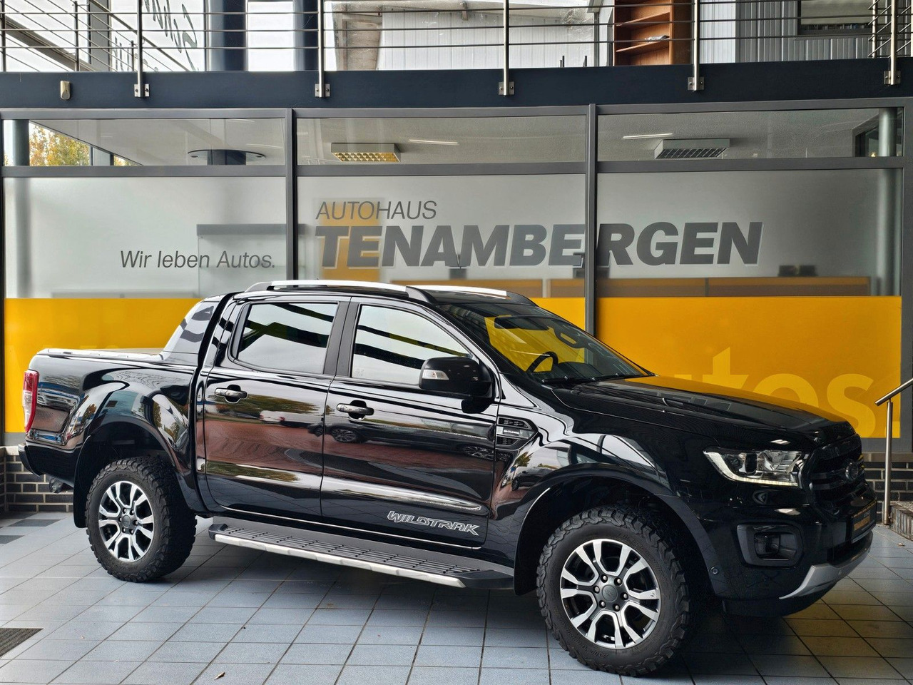 Ford Ranger Wildtrak DoKa 4x4 Standhzg. ACC LED AHK - SUV: Foto 1 Ford Ranger Wildtrak DoKa 4x4 Standhzg. ACC LED AHK - SUV: Foto 1