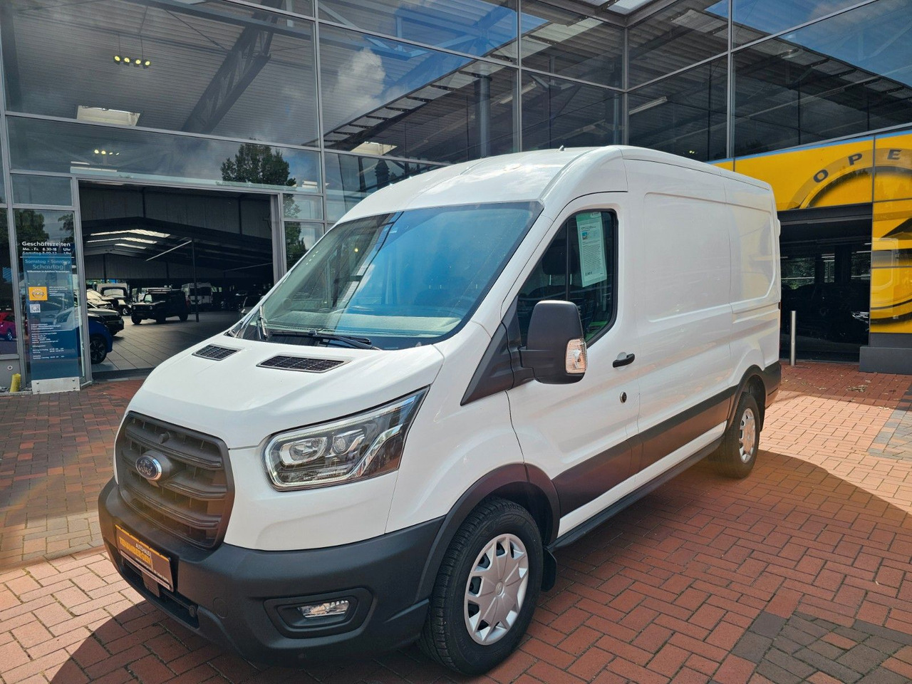 Ford Transit Kasten 350 L2H2 Trend Regalsystem Kamera - Dubă: Foto 1 Ford Transit Kasten 350 L2H2 Trend Regalsystem Kamera - Dubă: Foto 1