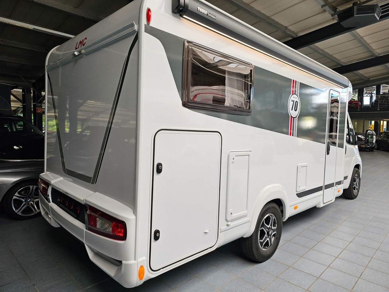 LMC Tourer T660G 70 Jahre AT-8 WC Markise Navi - Autorulotă semi-integrată: Foto 3 LMC Tourer T660G 70 Jahre AT-8 WC Markise Navi - Autorulotă semi-integrată: Foto 3