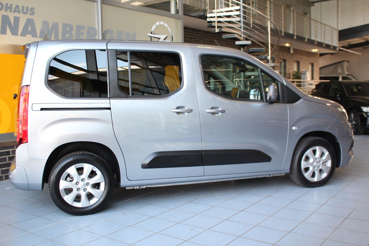 Opel Combo Life E Elegance 180°Kamera Allwetter DAB - Transport persoane: Foto 3 Opel Combo Life E Elegance 180°Kamera Allwetter DAB - Transport persoane: Foto 3