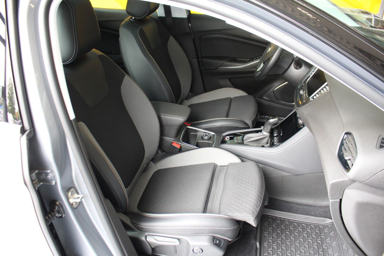 Opel Grandland (X) 2.0 Inno Kamera Keyless LED AHK - SUV: Foto 5 Opel Grandland (X) 2.0 Inno Kamera Keyless LED AHK - SUV: Foto 5