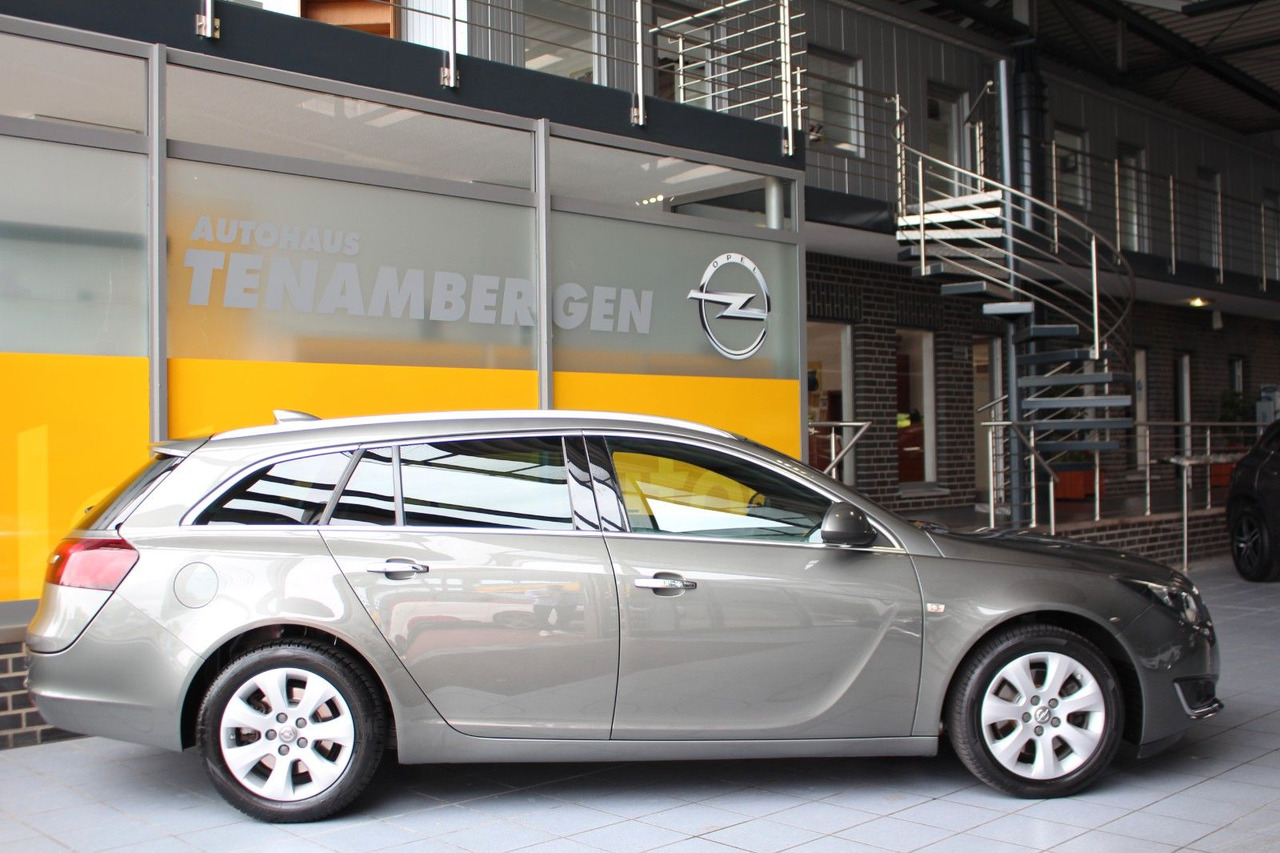 Opel Insignia A ST Innovation AHK Panodach OPC Line - Automobil: Foto 3 Opel Insignia A ST Innovation AHK Panodach OPC Line - Automobil: Foto 3