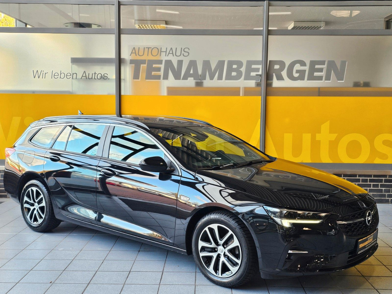 Opel Insignia B ST SHZ LHzg Carplay PDC Spurassistent - Mașină break: Foto 1 Opel Insignia B ST SHZ LHzg Carplay PDC Spurassistent - Mașină break: Foto 1