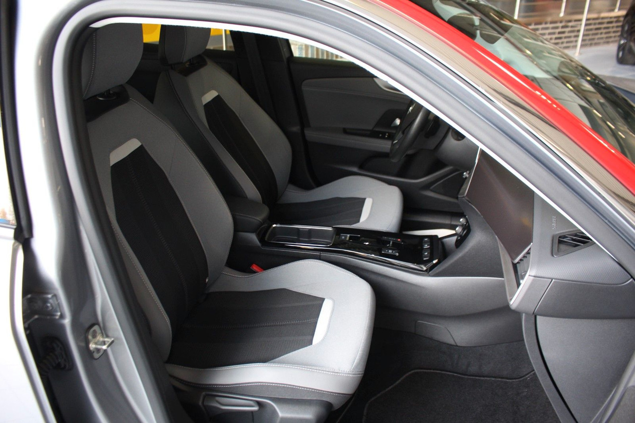 SUV Opel Mokka 1.2 Aut. Elegance 180°Kamera LED CarPlay: Foto 9
