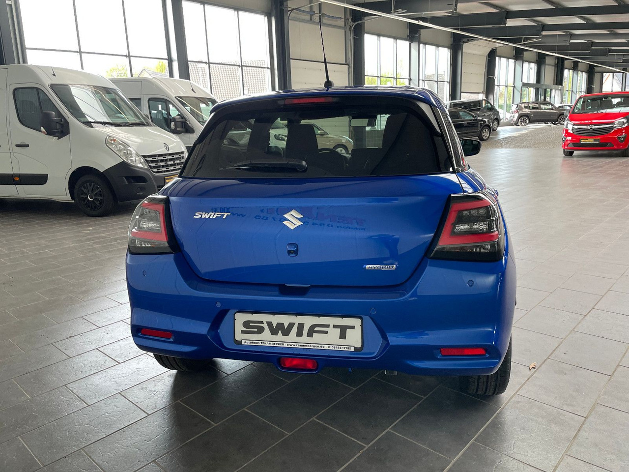 Suzuki Swift 1.2 DUALJET HYBRID Comfort+ - Automobil: Foto 4 Suzuki Swift 1.2 DUALJET HYBRID Comfort+ - Automobil: Foto 4