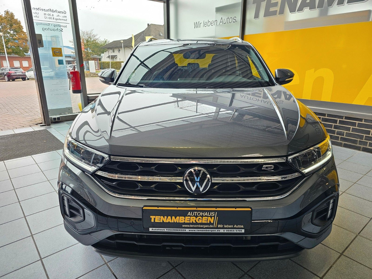 Volkswagen T-Roc R-Line eHeckklappe SHZ LED - SUV: Foto 3 Volkswagen T-Roc R-Line eHeckklappe SHZ LED - SUV: Foto 3