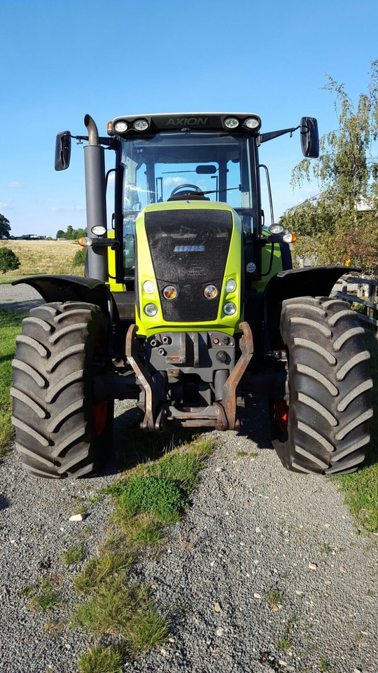 CLAAS AXION 810 CEBIS - Tractor agricol: Foto 1 CLAAS AXION 810 CEBIS - Tractor agricol: Foto 1