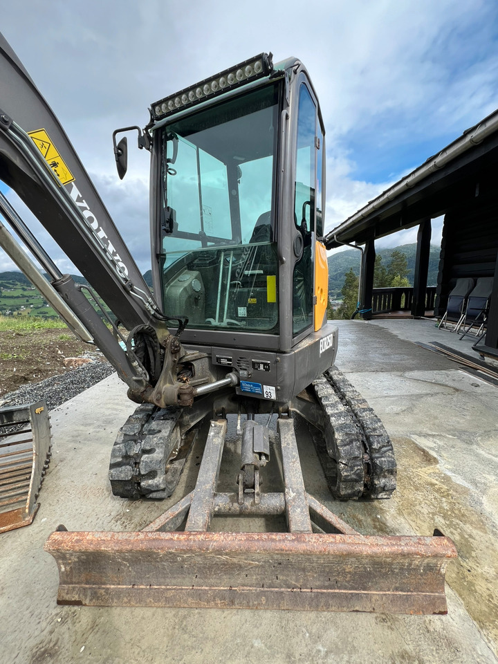 Volvo ECR25D - Excavator: Foto 2 Volvo ECR25D - Excavator: Foto 2