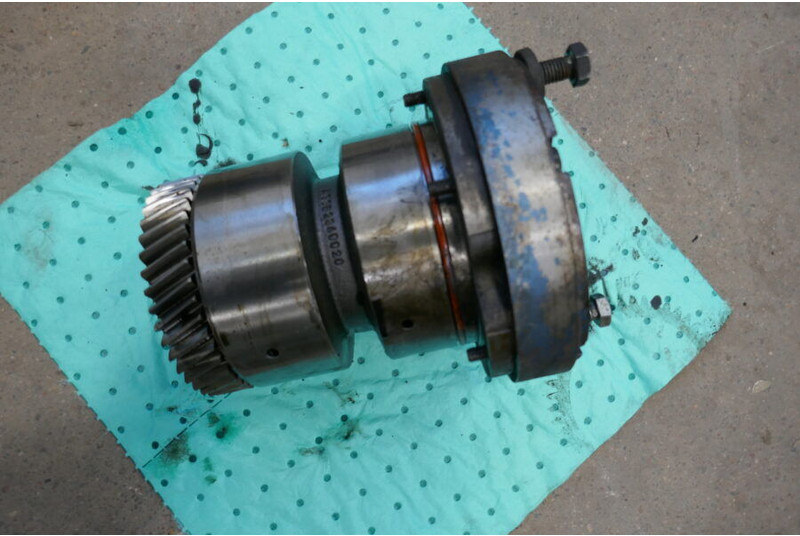 Mercedes-Benz Actros MP4 - Punte şi piese: Foto 1 Mercedes-Benz Actros MP4 - Punte şi piese: Foto 1