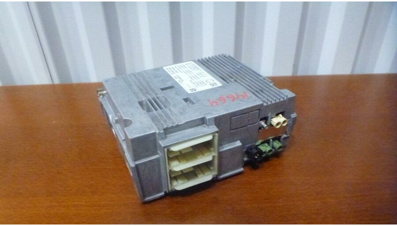 Mercedes-Benz ICC5 - Calculator de bord: Foto 1 Mercedes-Benz ICC5 - Calculator de bord: Foto 1