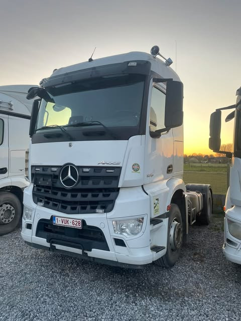 Mercedes-beenz aroc - Cap tractor: Foto 2 Mercedes-beenz aroc - Cap tractor: Foto 2