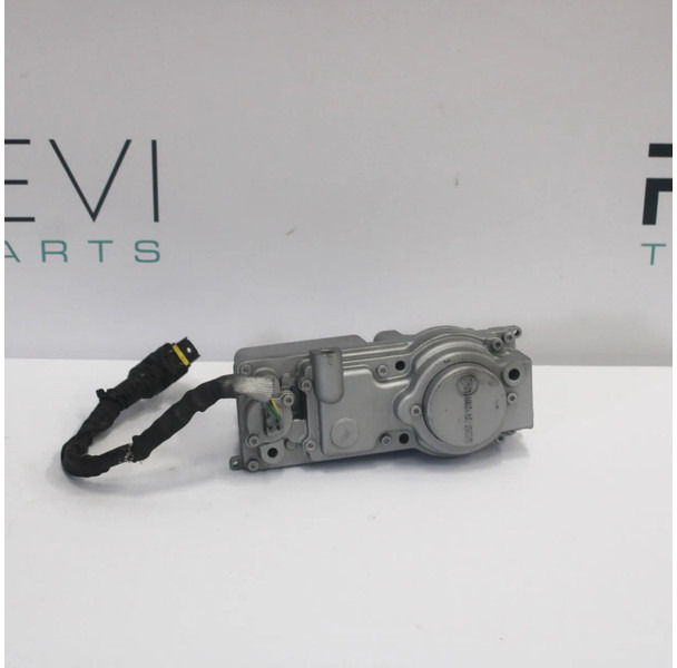 DAF XF106 VTG Actuator 2037560 Gereviseerd - Turbocompresor pentru Camion: Foto 3 DAF XF106 VTG Actuator 2037560 Gereviseerd - Turbocompresor pentru Camion: Foto 3