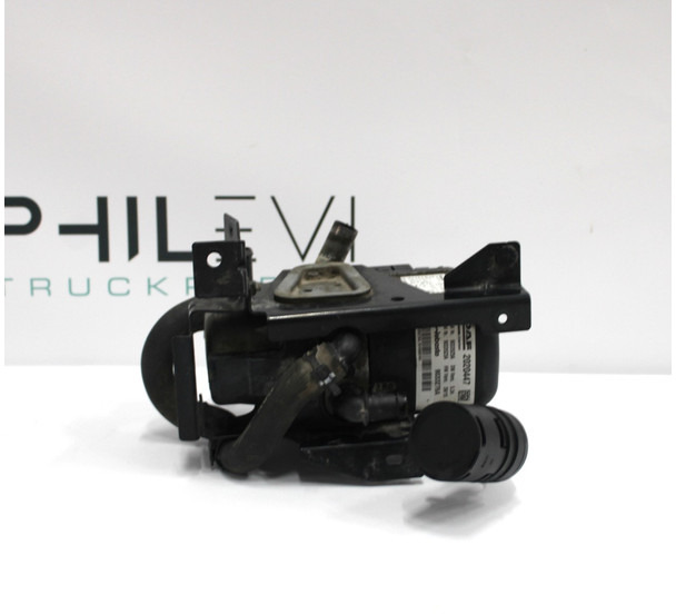 DAF XF106 Webasto 2020447 - Ventilator habitaclu pentru Camion: Foto 1 DAF XF106 Webasto 2020447 - Ventilator habitaclu pentru Camion: Foto 1