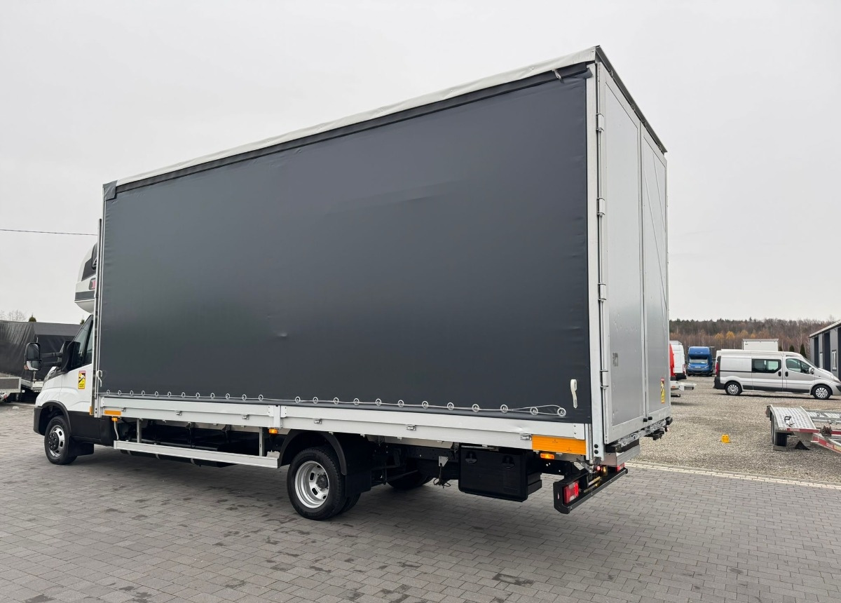 Iveco 50C18 DMC 3500kg. 15 europalet Salonowy I właściciel Iveco 3.0180ps 350kg. Salonowe Serwisowane - Autoutilitară cu prelată: Foto 5 Iveco 50C18 DMC 3500kg. 15 europalet Salonowy I właściciel Iveco 3.0180ps 350kg. Salonowe Serwisowane - Autoutilitară cu prelată: Foto 5