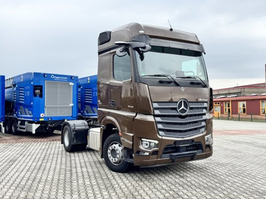 Mercedes-Benz Actros 1848 Gigaspace, Retarder, Standklima Retarder, Mirrow Cam, mehrere Einheiten - Cap tractor: Foto 1 Mercedes-Benz Actros 1848 Gigaspace, Retarder, Standklima Retarder, Mirrow Cam, mehrere Einheiten - Cap tractor: Foto 1