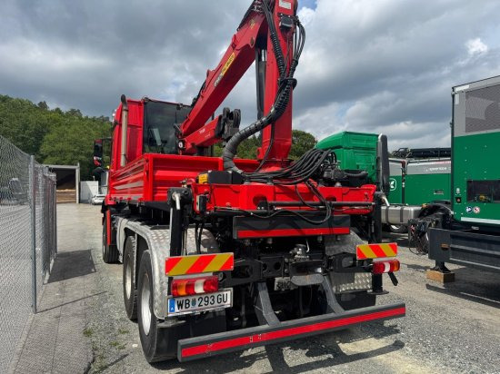 Mercedes-Benz AROCS 3552 963-2F Epsilon M100L86 Kran ? Leistungsstarker Holzladekran mit hoher Reichweite - Camion cu macara: Foto 3 Mercedes-Benz AROCS 3552 963-2F Epsilon M100L86 Kran ? Leistungsstarker Holzladekran mit hoher Reichweite - Camion cu macara: Foto 3