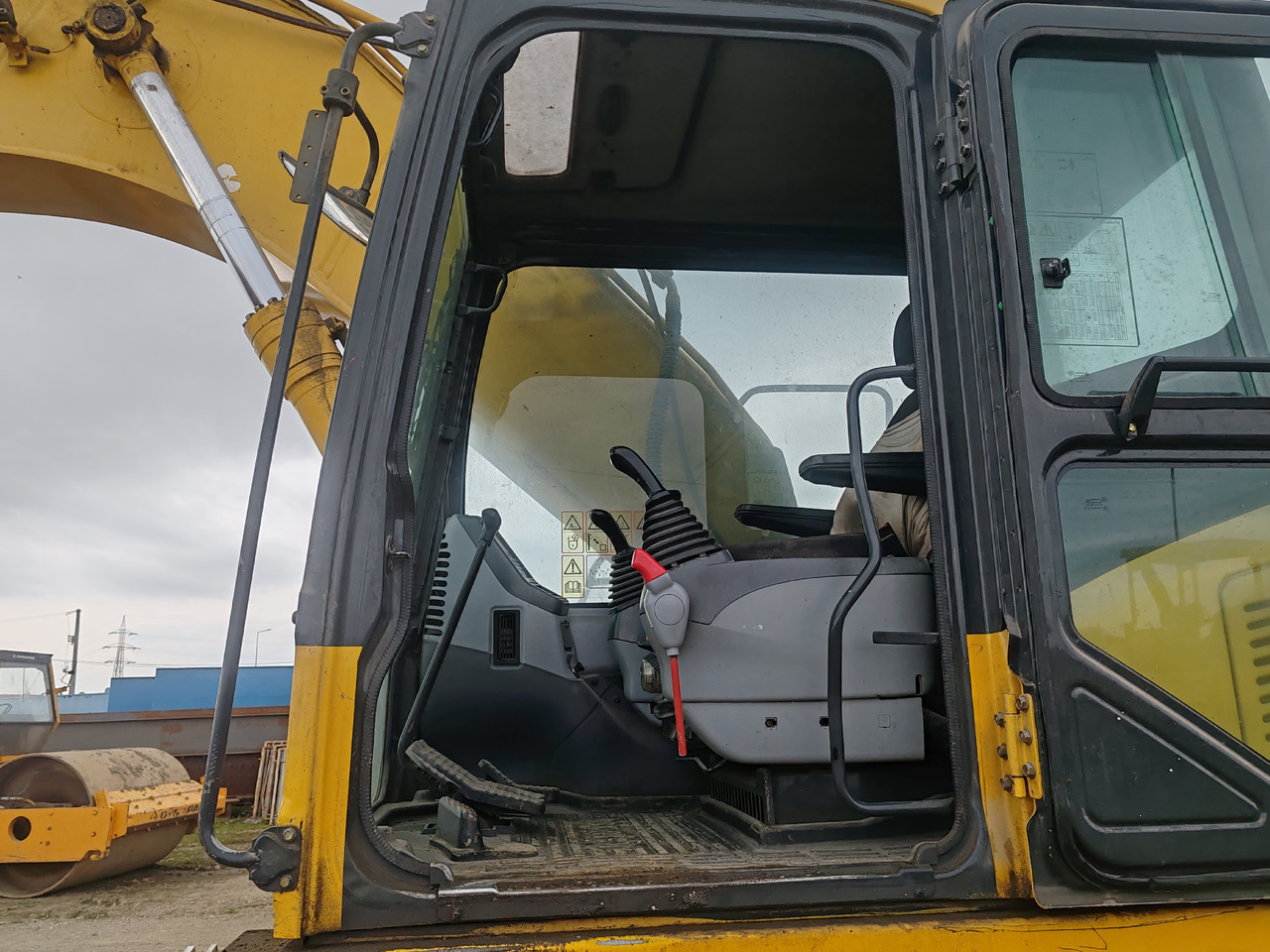 Excavator Komatsu PC290NLC-7K: Foto 8 Excavator Komatsu PC290NLC-7K: Foto 8