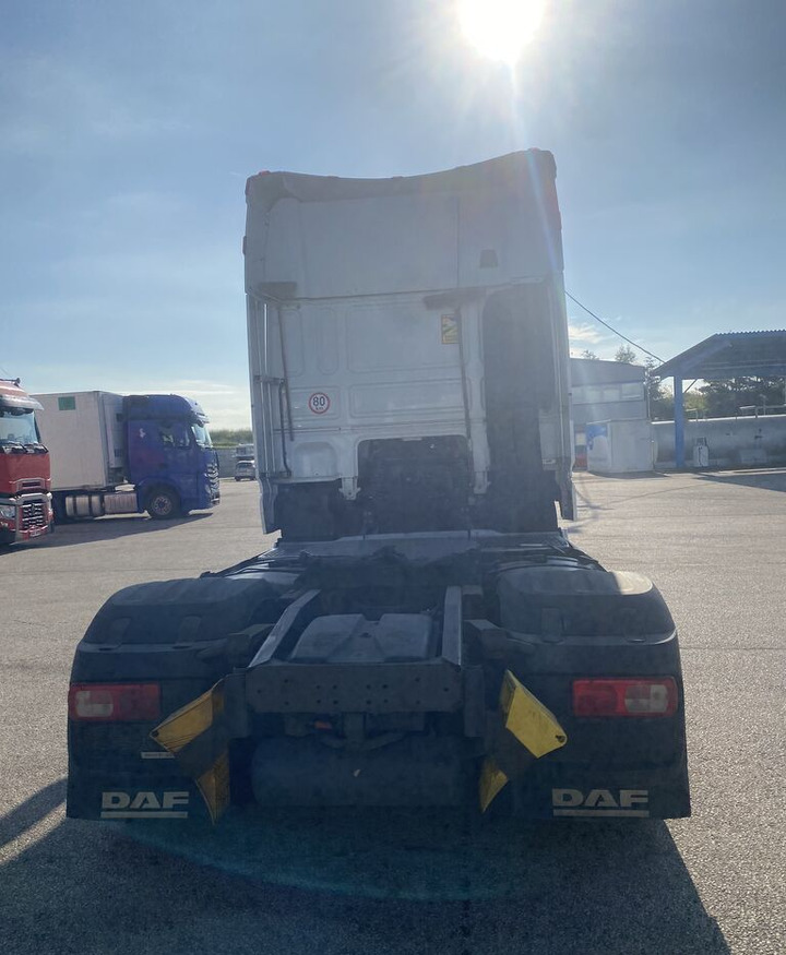 DAF  - Cap tractor: Foto 2 DAF  - Cap tractor: Foto 2