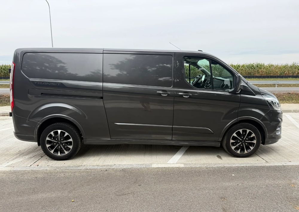 Ford TRANSIT CUSTOM - Autoutilitară compactă: Foto 5 Ford TRANSIT CUSTOM - Autoutilitară compactă: Foto 5