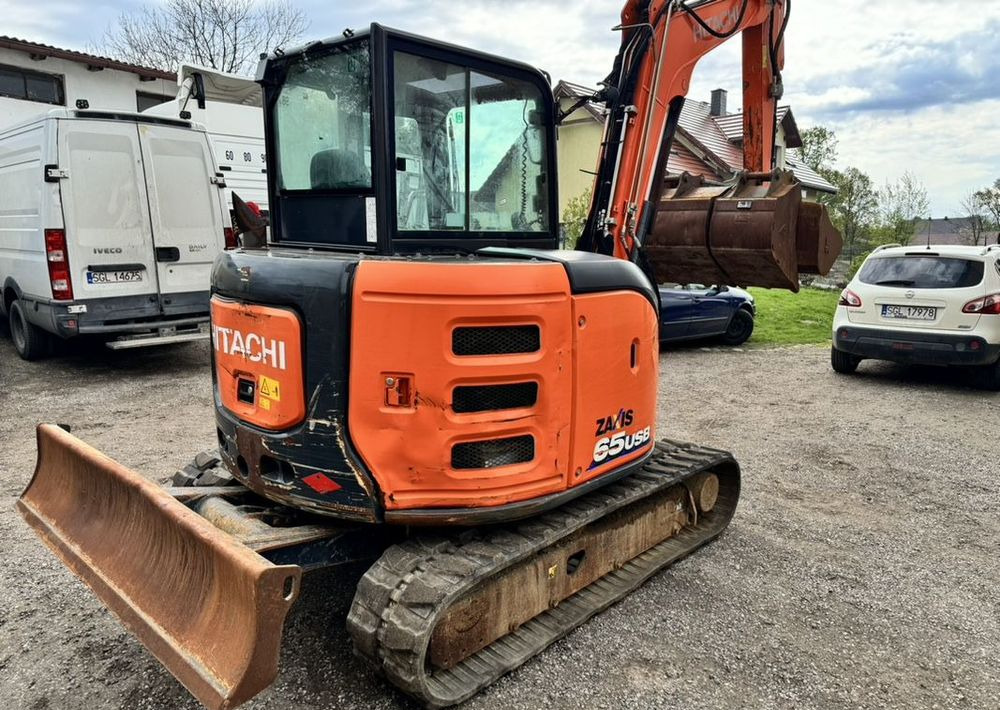 Hitachi ZX65USB-6 CLR - Excavator pe şenile: Foto 5 Hitachi ZX65USB-6 CLR - Excavator pe şenile: Foto 5