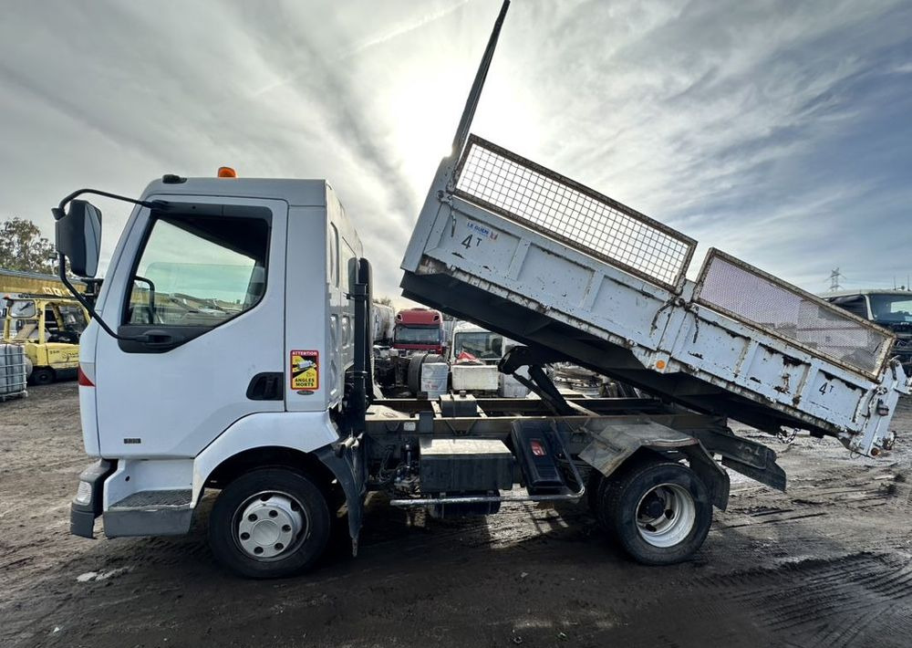 Renault Midlum 135 DXi - Camion basculantă: Foto 2 Renault Midlum 135 DXi - Camion basculantă: Foto 2