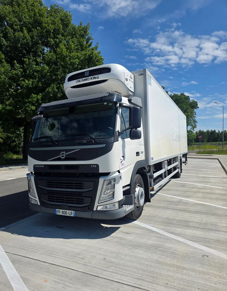 Volvo FM 330 D 11 EURO 6-D - Camion frigider: Foto 2 Volvo FM 330 D 11 EURO 6-D - Camion frigider: Foto 2