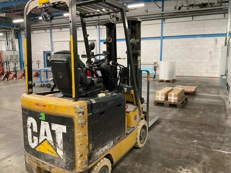 Caterpillar EC15NY - Motostivuitor: Foto 3 Caterpillar EC15NY - Motostivuitor: Foto 3